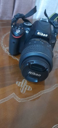 كاميرا نيكون Nikon 5100D  شتر قليللل جدا يعني استخدام قليل بشكل مقارب ...