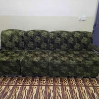 كنب • ٥ مقاعد • ما بيه ضرر