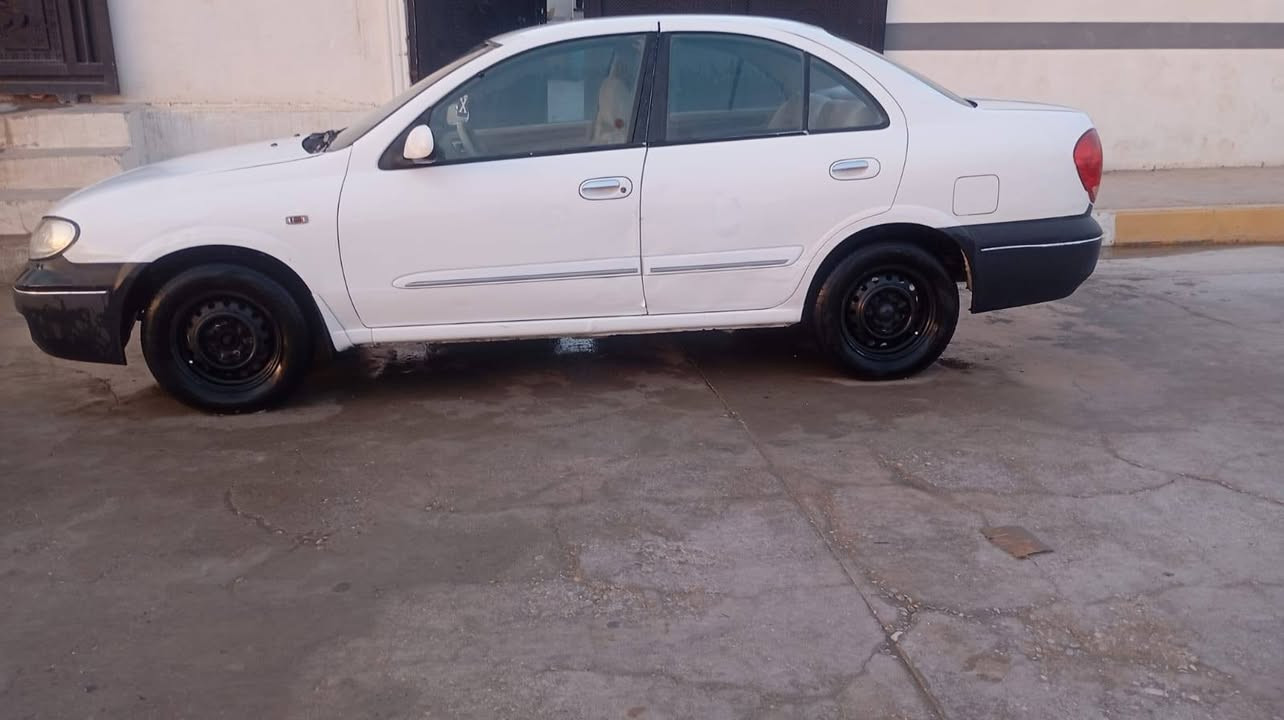 السلام عليكم نيسان سني موديل 2007 مكفولة من ضربة بس دعاميات بدلتهن سيارة جديدة الة من الصورة 
السعر 58 رقم ديالى نكليزي 
***********
