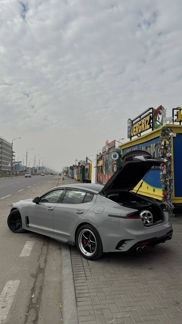 للبيع ستنكر gt1 2018
رقم بغداد السياره عليها غرامات وينزلن من سعرها

لون سمنتي 

مقاعد جلد

ماشيه 73 الف ميل

3.3 توين تيربو سته سلندر

3 قطع صبغ وصور الحادث بالمنشور

عليها شوت و عطاسات 

بيها صوت بالمكينه بس لا دخنه وتمشي سياره

اكفلك الكير وشنو شي بالك بالسياره عدى المكينه

عليها دمامات عمل خاص

مكاني البصره متواجد فقط واتساب مراسله

***********
السعر 160 
السياره بأسم راعيها بغداد وموجود
