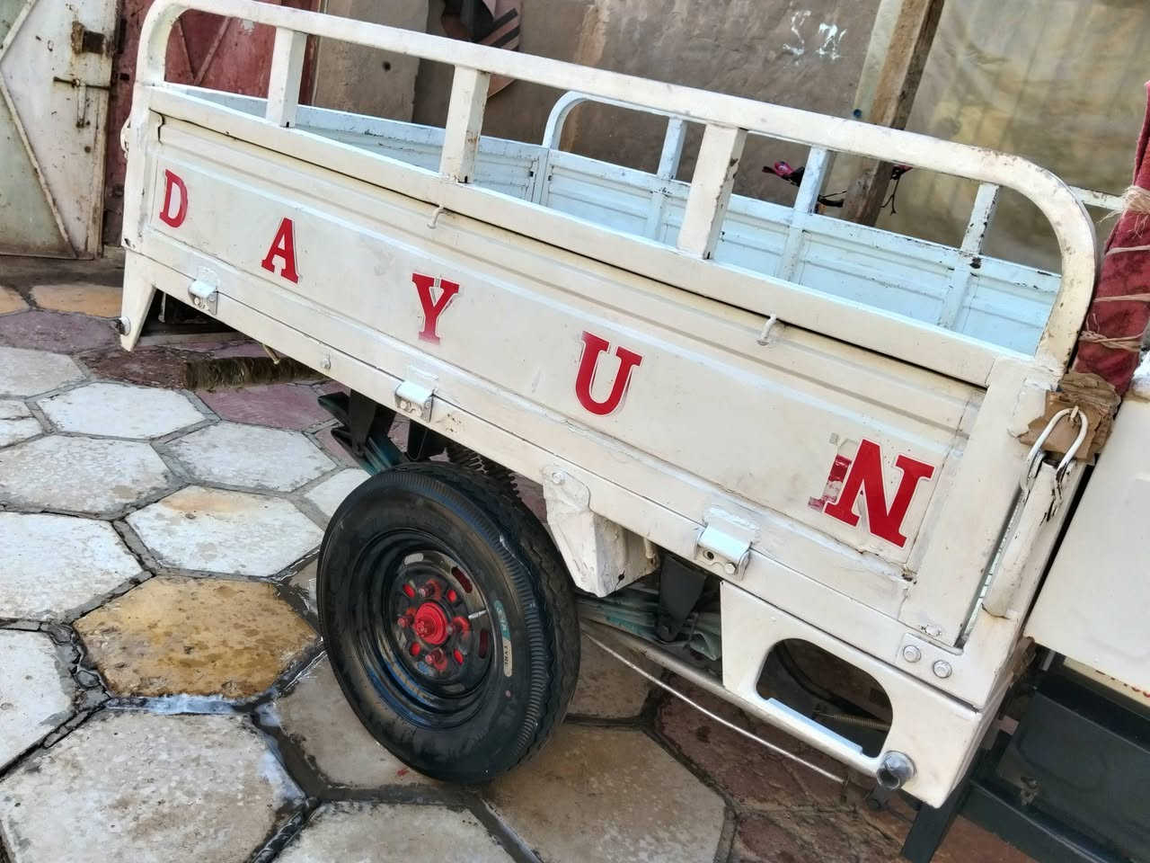 سلام عليكم ستوته موديل 17البيع محرك جديد ما مفتوح كهربايات شغاله ستوته جاهزه مكان شطره سعر 1600 او بيه مجال الطيبين رقم الهاتف ***********
