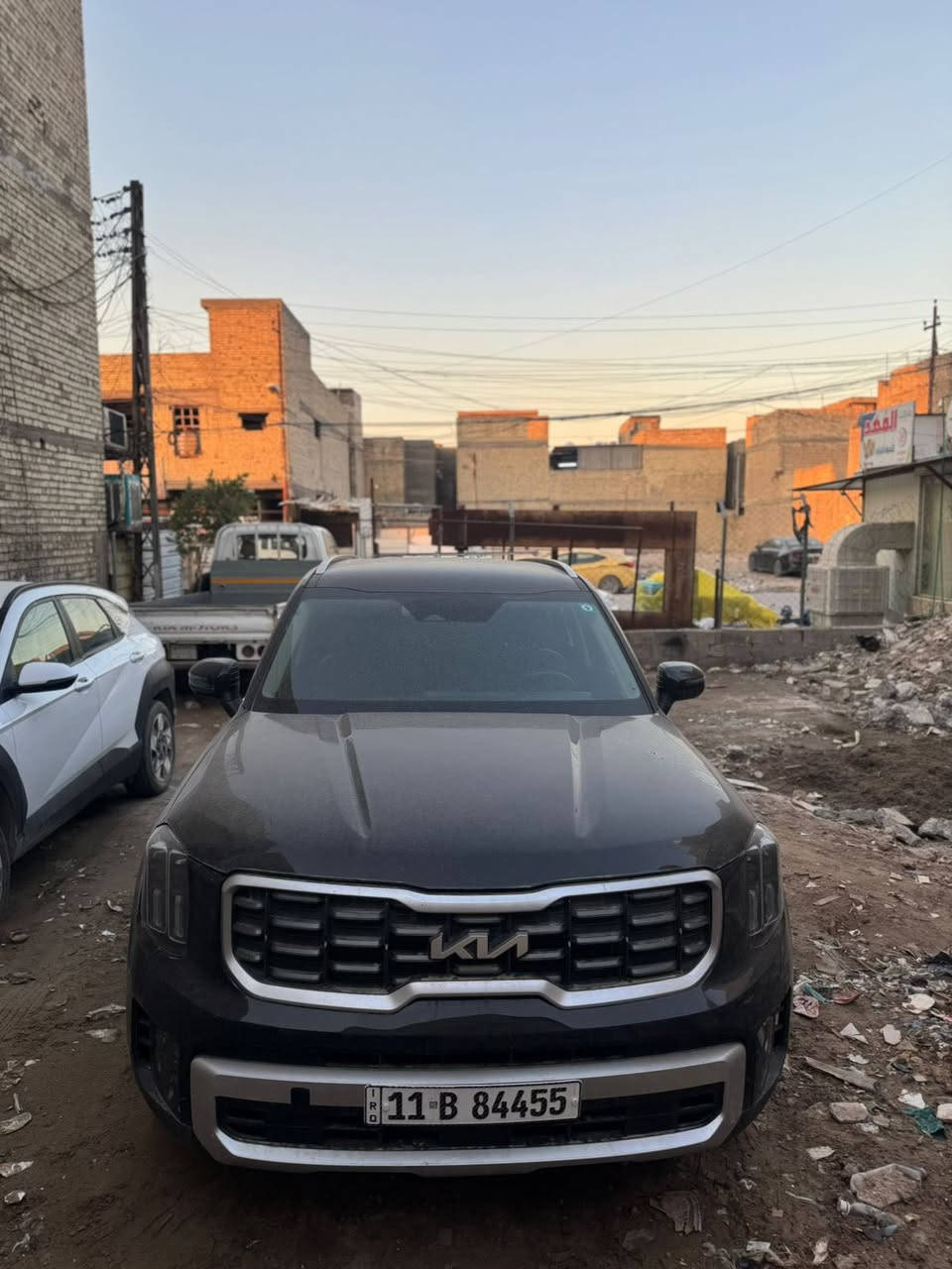 كيا تيلورايد 2024 حادث بنيد وجاملغ ومبدل اصلي نفس لون فقط بنيد ضربته كلير وجوانب صبغ بسبب خدوش فئه S مواصفات معروفه رقم مميز 84455 سعر 278$
رقم هـ*********** موقعي بغداد بلديات
