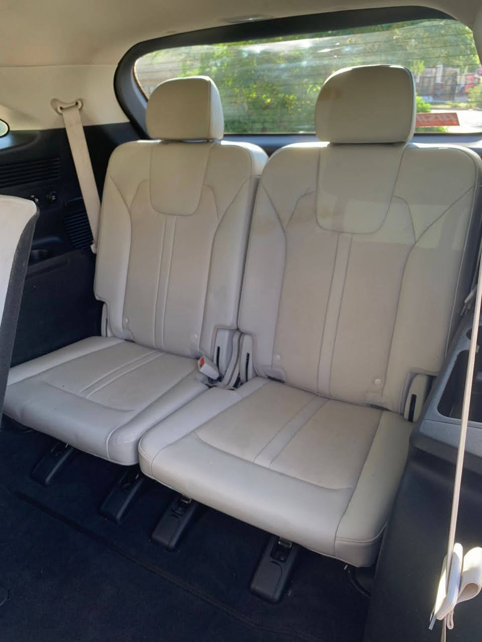 السلام عليكم
سياره سورنتو2021 لون ابيض فئه ال S

ماشيه 65 الف 
محرك 2500  شرط عل فحص 
سبعه راكب 

سياره جاهزه وخير من الله 

متصرف عليه لو الف 

رقم اربيل دولي 

فول مواصفات عدا الفتحه 

حادث جاملغ جه السكن 

ومبدل نفسه جاملغ وكاله ومصبوغ 

السعر 215 وبيه مجال 

العنوان بلد 

تلفون ***********

***********
