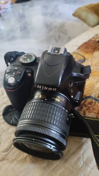 نيكون 3300 • عدسة 18-55 VR • شتر 16k