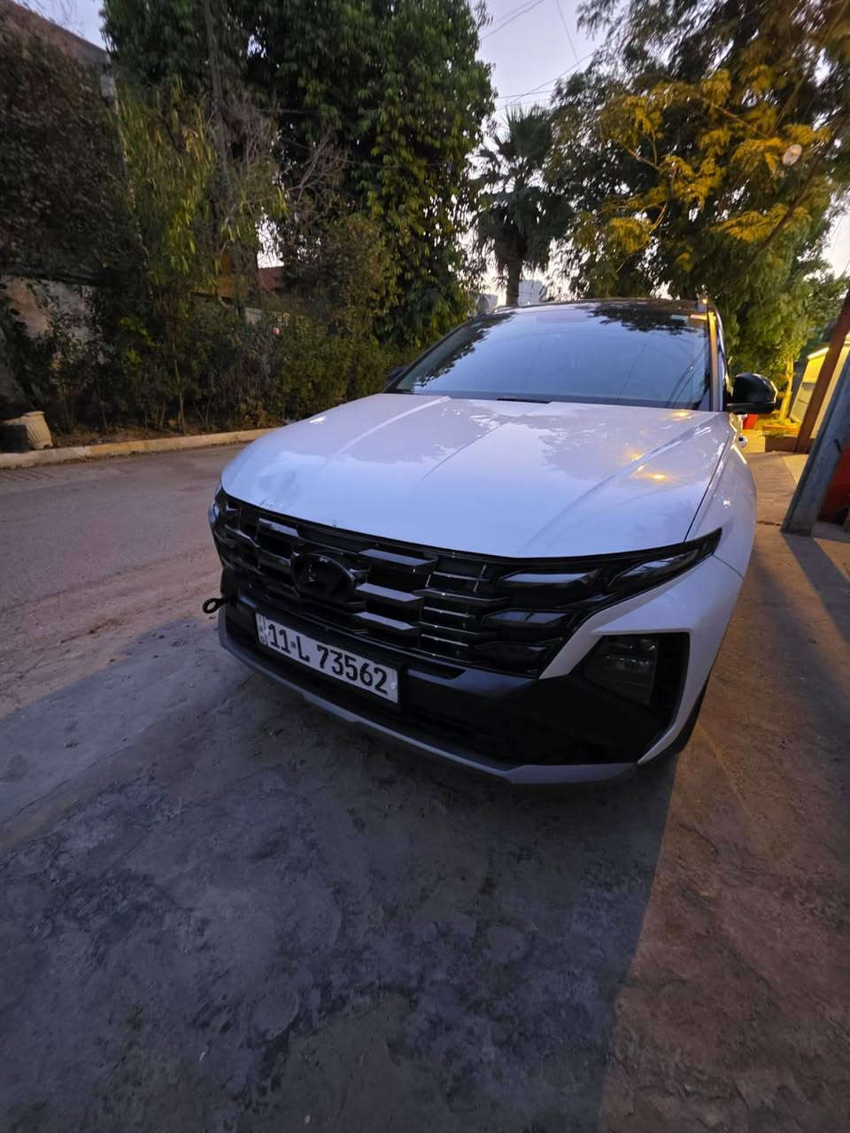 🚘 للبيع هيونداي توسان 2025  
🔹 الموديل: 2025

🔹 الممشى: 39,000 كم

🔹 اللون: أبيض + أسود (2 كلر)

🔹 السيارة بحالة ممتازة جداً

🔹 ما زالت ضمن ضمان الوكالة

🔹 استخدام شخصي ونظيفة جداً

🔹 جاهزة للفحص بأي مكان

📍 الموقع: بغداد
السعر :21،400
📞 للاستفسار والاتصال: *********** 

🔥 فرصة للباحثين عن سيارة حديثة ومكفولة وبحالة الوكالة.

#هيونداي #توسان #Tucson #هيونداي_توسان #سيارات_العراق #بيع_سيارات #بغداد #HyundaiTucson2025
