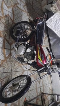 شباب مطور لبيع اربعه 4 اي عيب مابي صار عندي ضروف ابيعه بساع صالنصه مو ...