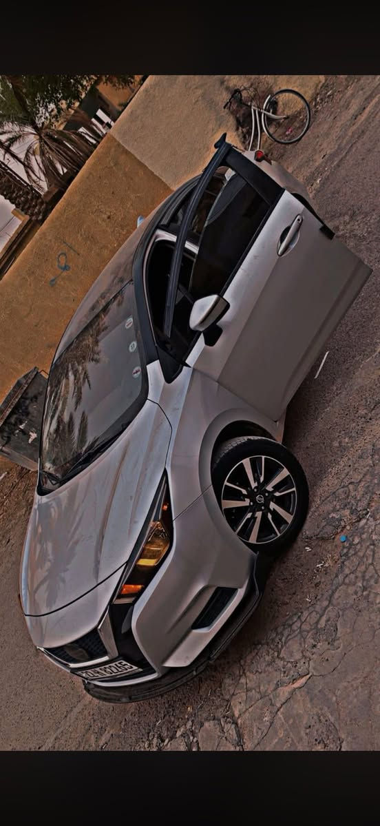 نيسان فيرسا 2021 SV
فول مواصفات 
رادار امامي خلفي جانبي 

حساسات 
شاشه كاربلاي
سقف والتكم مغلف اسود 
اشاير مري بصمه عدد٢

حادثها جاملغ الخلفي 
الايمن بدون دواخل
سياره كير محرك شرط مناقصها اي شي تجي   صدر جديد تخم تايرات جديد داخلها نضيف السعر 132 وبي مجال حك الجيه
للاستفسار
 هـ / ***********
