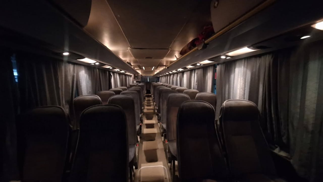 سلام عليكم سياره جيتيه حجم 17 مكينه 8 سلندر 
كير صطر تخم تاير رقم بصره 21 انكليزي تحويل ثاني 
يوم تبريد صيني جديد كمبريسر جديد سياره جاهزه وخير من الله 
للإستفسار الاتصال على الرقم 

‎0770 881 6270
