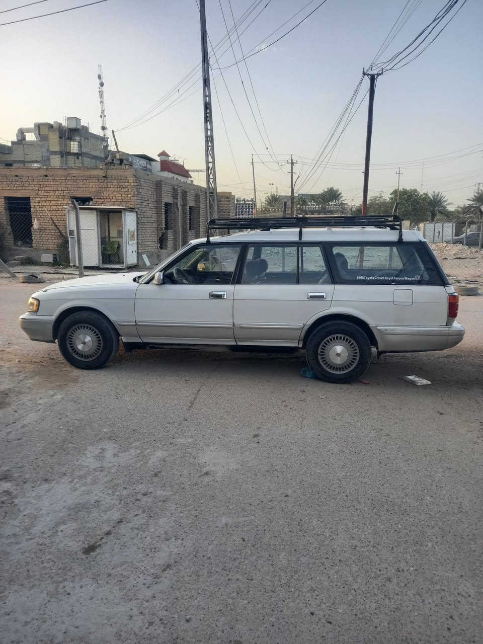 سوبر كراون أرنب للبيع
موديل 98 
محرك بطه 2500ديلكو 
كير محرك جيد 
صدر أمامي خلفي جيد جداً 
تخم تاير جديد 5ويل كب 
كهربائيات فول جاهزه تبريد ثلج شغال شاشه كامره سنتر لوك بصمه 
هزه جديده رقم انكليزي بأسمي سياره جاهزه اي نقص مابيها مكفوله من الاصوليات تحويل مباشر 
السعر 72وبي مجال 
العنوان بغداد الزعفرانيه 
للستفسار***********
