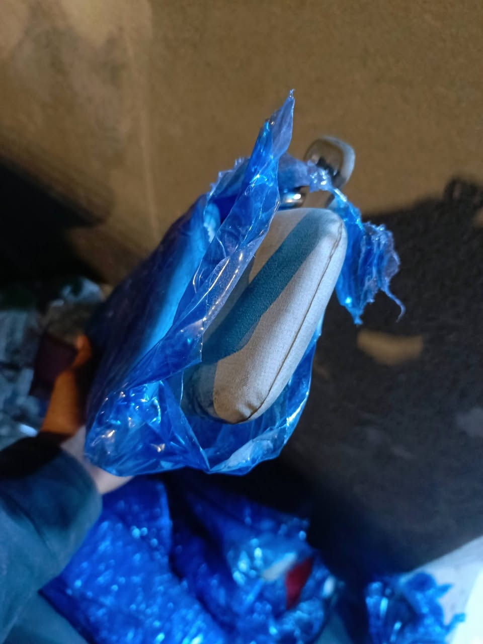 بك لايت اشارة سعر الزوج 25 
شمسيات 2009 2007 سعر الزوج 20
مازدات سعر الزوج 65 
باب سايق سعرة 50 
مكاني قضاء الطارميه ***********
‏‪***********‬‏
