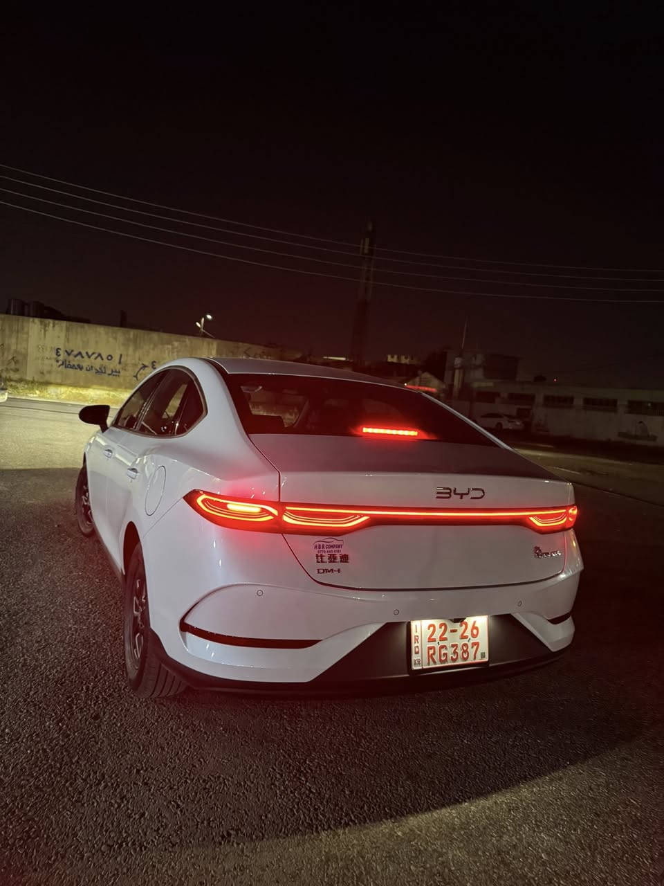 ✅✅✅✅✅✅
سيارة للبيع: بي واي دي كين بلس 2025 (BYD Qin Plus)
 الموديل: 2025
 المسافة المقطوعة: 3,000 كم فقط (بحالة الوكالة)
 حالة السيارة: كلين تايتل (Clean Title)، مكفولة من الدعامية للدعامية (بدون صبغ أو حادث)
 المواصفات: فول مواصفات (Full Options)
 الاضافات: تم عمل كامل الجماليات والكماليات الداخلية للسيارة (بدون أي نقص)
 نظام التشغيل: هايبرد (اقتصادية جداً في استهلاك الوقود)
 الموقع: أربيل
 السعر: 125 ورقة ($12,500)
للتواصل والاستفسار (إتصال أو واتساب):
📞 ***********
