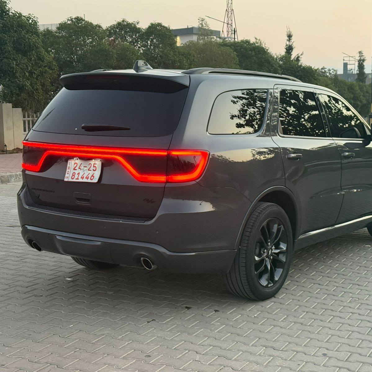 دوج دورانغو موديل: 2025
الفئة: R/T Plus فول فول مواصفات 

المواصفات:
محرك V8 فور ويل 5.7L
قمة المواصفات
سقف شامواه
بانوراما
جير أوتوماتيك
مرايا كهرباء
رادار
دبل أكسل
كاميرا
حساسات
كراسي مع تسخين
شاشات
مرايا مع رادار
لايت زينون
لايت LED
ستيرن مع تسخين
رادار أمامي وخلفي
مواصفات كثيرة أخرى
الحالة:
الممشى: فقط 2,000 كم
حساب سفري
على دهان الشركة
بدون أي مصروف
نظيفة جداً
كل شيء بشرط
القير والمحرك بشرط وغير مفكوكة
براغي بودي على دهان الشركة
لا توجد أي مشاكل
السعر: عند الطلب (اكتب تعليق ويوصلك السعر مباشرة)
الموقع: السليمانية
رقم صاحب السيارة: ***********
