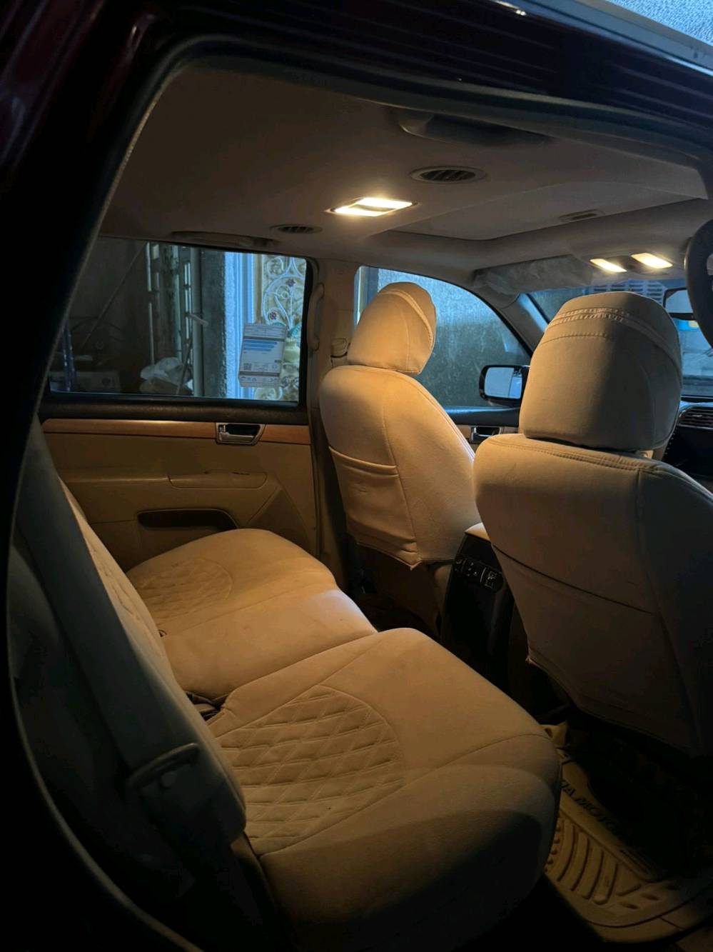 موهافي 2010 خليجي 6 سلندر 3800 فول مواصفات بصمه بانوراما تبريد 3 قطع منضومه غاز السياره جاهزة الضرر بجهة السائق فقط صبغ
شكد ممشاها الفعلي تقريباً؟ وهل عدها دفتر صيانة أو فحص يثبت الممشى؟: 
150000
منو موقع السيارة هسه؟ بأي محافظة/منطقة متواجدة، وتقبل فحص قبل الشراء لو لا؟: 
كوت
الضرر بجهة السايق شنو بالضبط: باب/رفرف/شاصي/إيربگ، لو بس صبغ وسمكرة خفيفة؟: 
فقط صبغ
المرور والملكية شلونها: باسمك لو وكالة، وعليها أي رسوم/إشكاليات بالعقد؟: 
باسمي