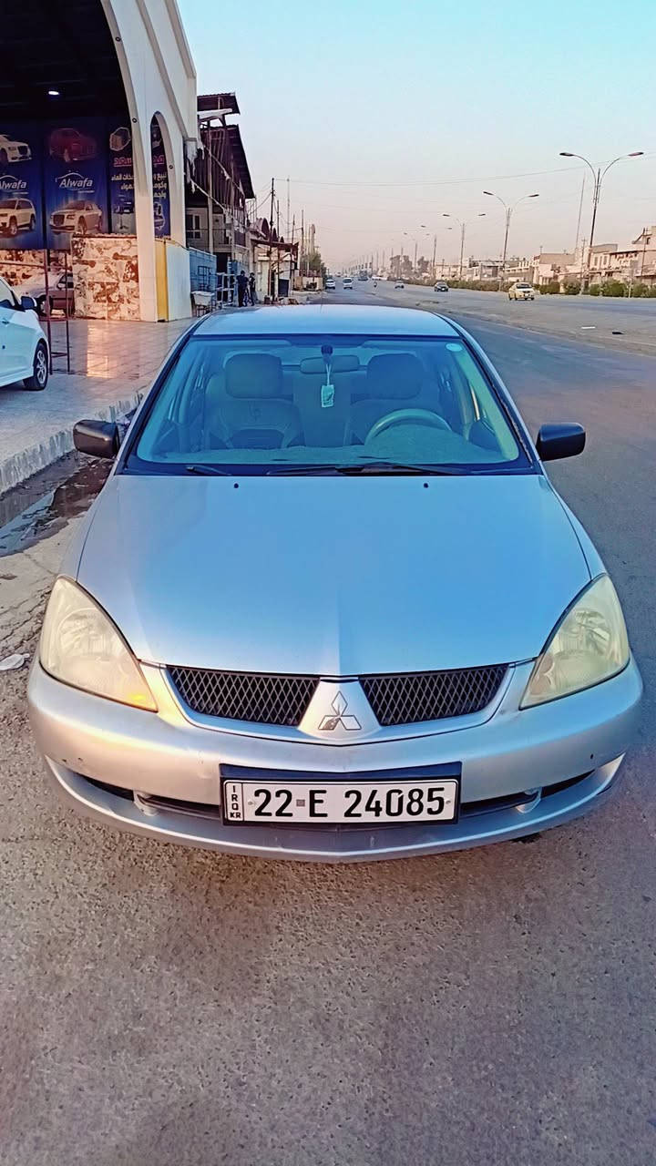 لانسر ميتسوبيشي 2009 
رقم اربيل جديد 
كربون بنزين 
بطاريه جديده 
جوز تيارات جديده 
سنويه جديده الى2029
گير شرط وفحص
محرك شرط وفحص 
الضرر:-چاملغ سائق الامامي 
 مسافه شبر بدون دواخل 
المكان:-موصل-الشيماء
السعر :-80$ قفل قفل
التواصل:-***********

