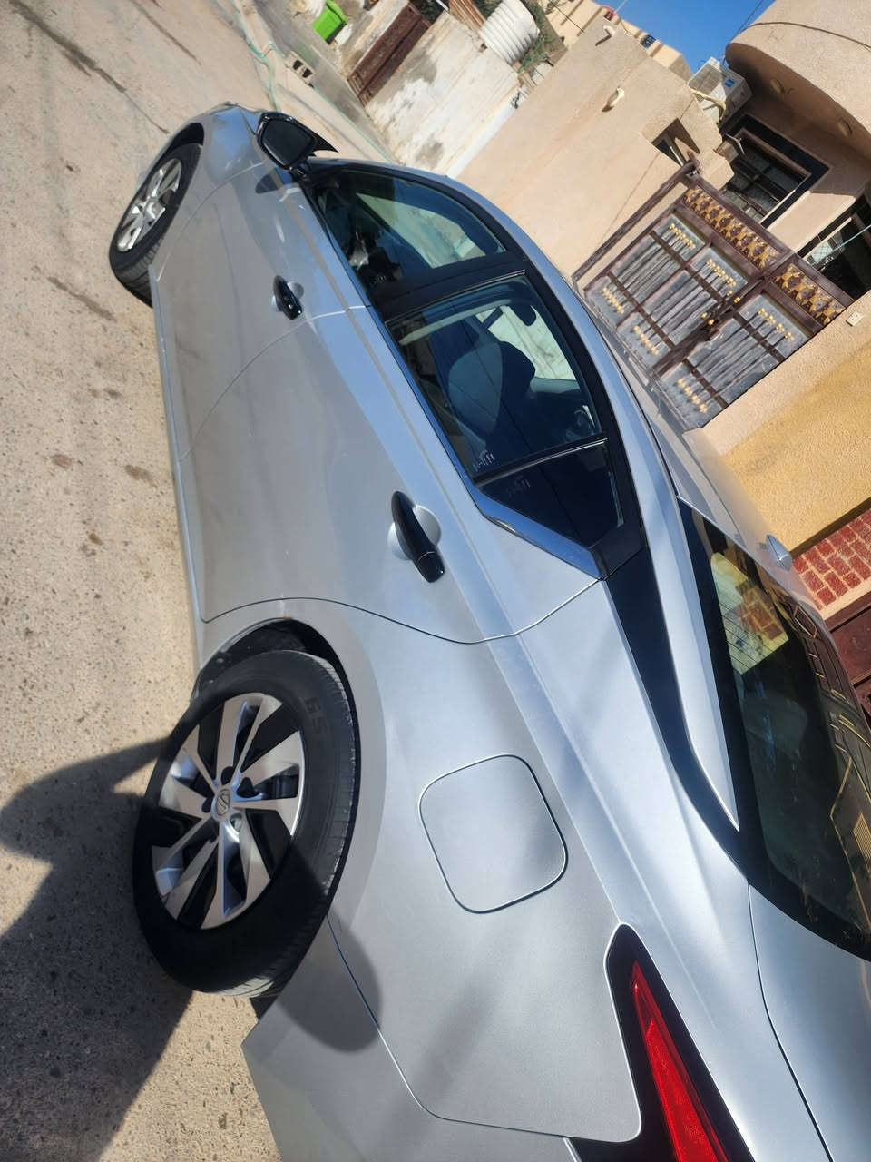 التيما موديل ٢٠ s بدون صبغ بيها باردات ٣ قطع بارد موصفات معروفه رقم بغداد السعر ١٤٥ وبيها مجال للشراي  عنواني ديالى المقداديه *********** يرهم مراوس ايضا
