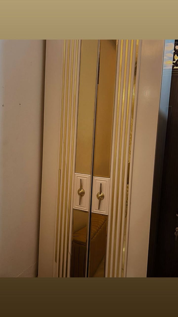 يا الله غرفه كامله ونظيفه 10 موردان مليون و400


**إذا كنت صاحب هذا الإعلان وتريد حذفه لأي سبب، رجاءا أرسل رسالة إلى الدعم الفني**