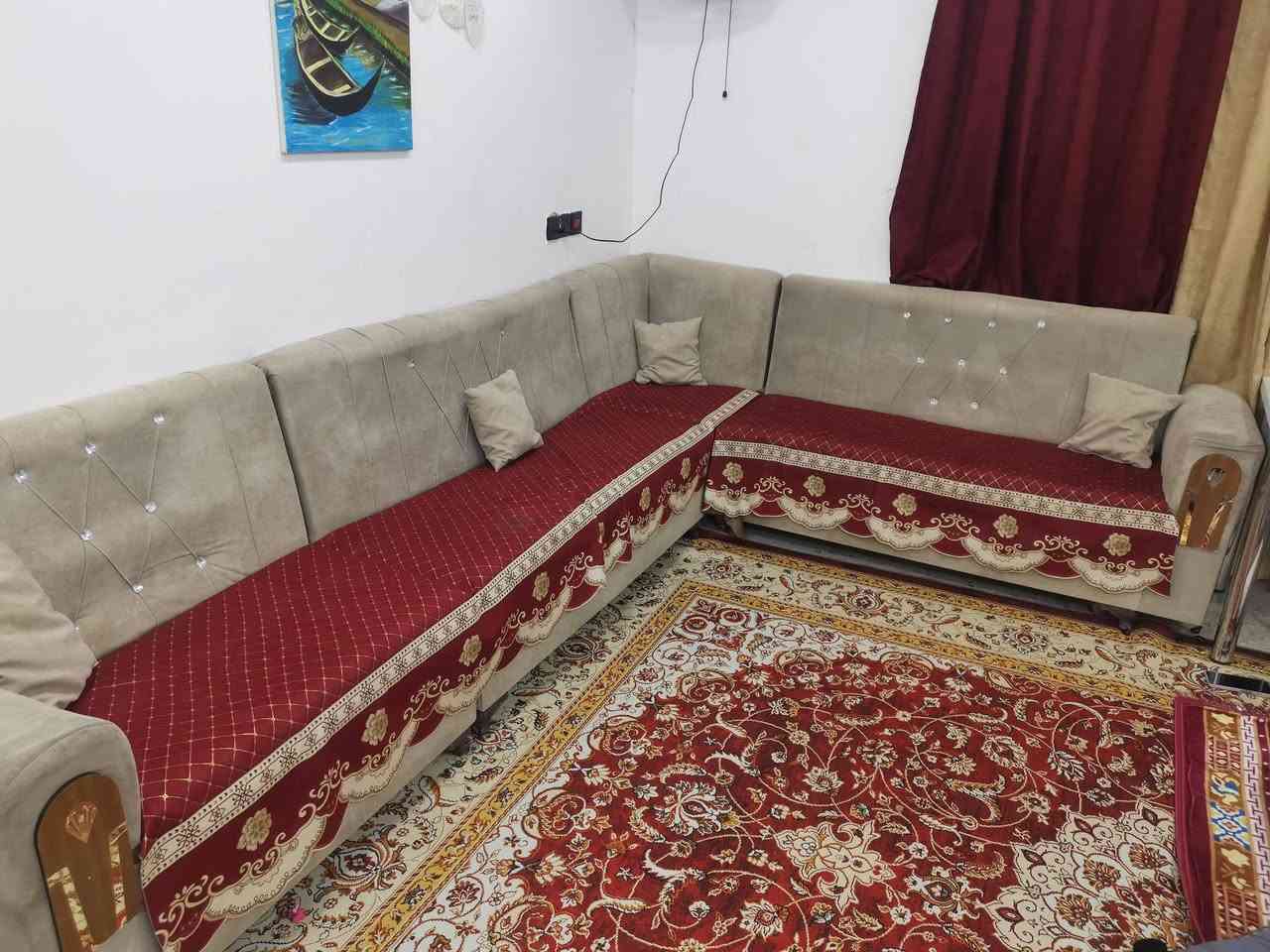 السلام عليكم
عراقي سوكي خفيف 
السعر 100 الف وبي مجال هم بسيط
بغداد الغزالية
ملاحظة (خفيف شغل سوكي مو تكمة يعني) 
***********
