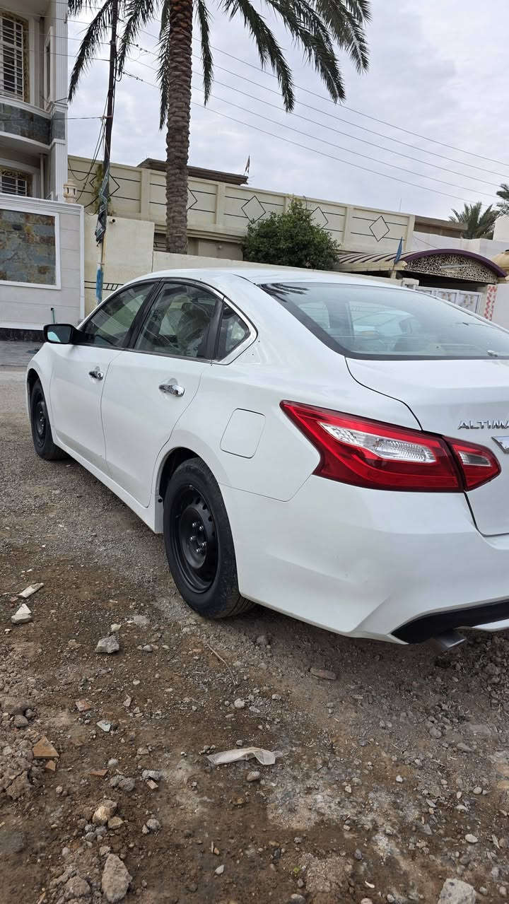 للبيع ٢٠١٧ وارد أمريكي كلين بدون اي صبغ السعر ١٤٧ المكان شهربان***********
