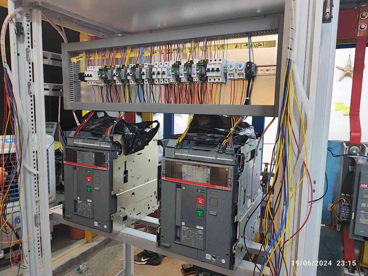 السلام عليكم احبتي جزء من اعمالنا اتمنى ينال اعجابكم وتعم الفائدة للجميع 

تحياتي اخوكم عبدالله الخزعلي


**إذا كنت صاحب هذا الإعلان وتريد حذفه لأي سبب، رجاءا أرسل رسالة إلى الدعم الفني**