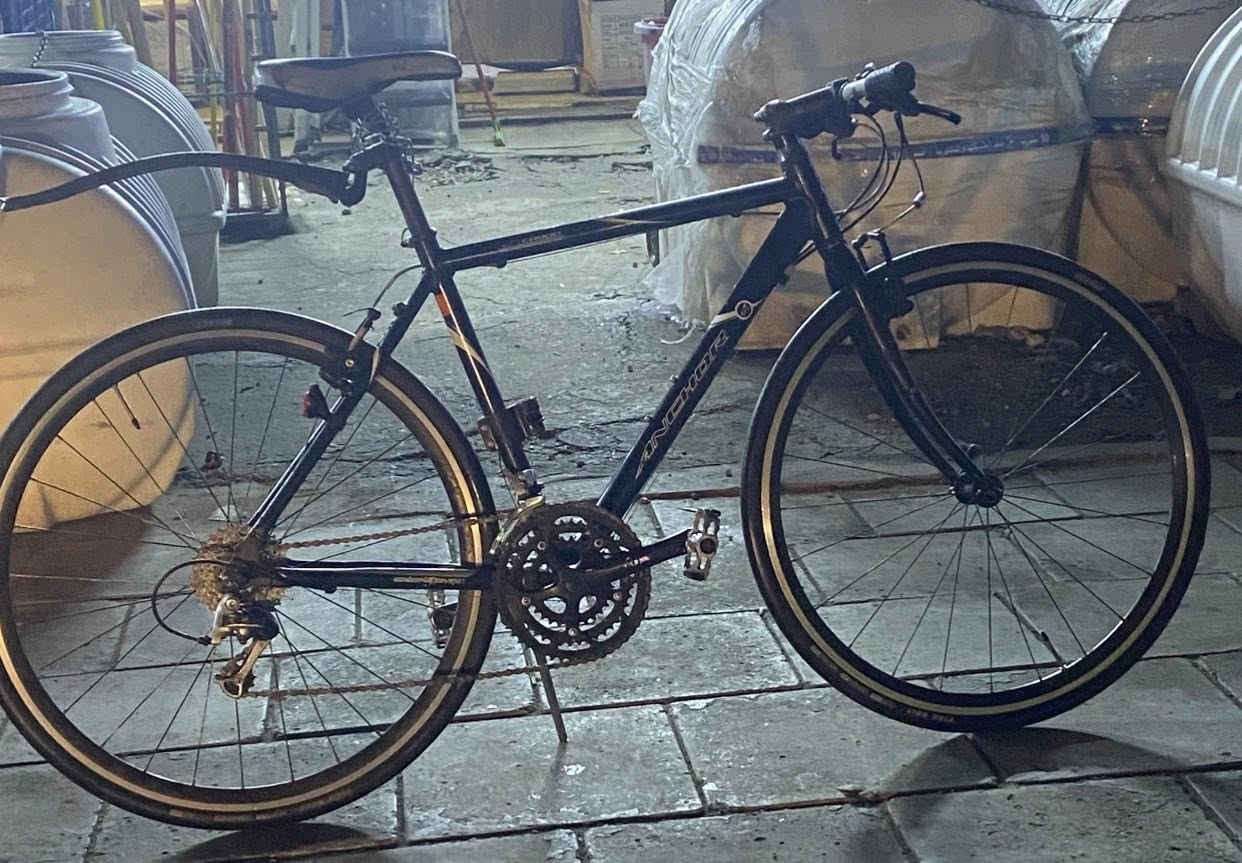 بايسكل للبيع. انكر ياباني فول المنيوم. 125بي مجال حك الجيه  ***********
