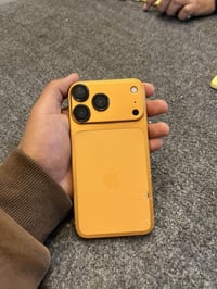 آيفون XR • ٦٤ • فطر بالضهر