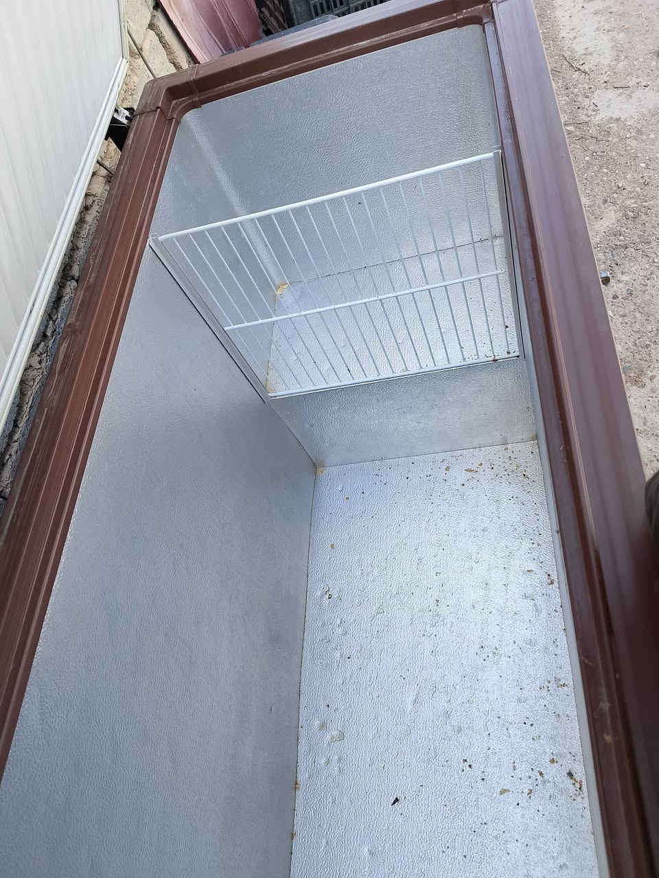 مجمده كونكرد ١٦ قدم ماطور وغاز شركه ٣٧٥ وبيهه مجال مكاني بل شيخ حمد طريق زملت حمدي مقابل وكيل عادل عبوو توجد خدمة توصيل ***********
