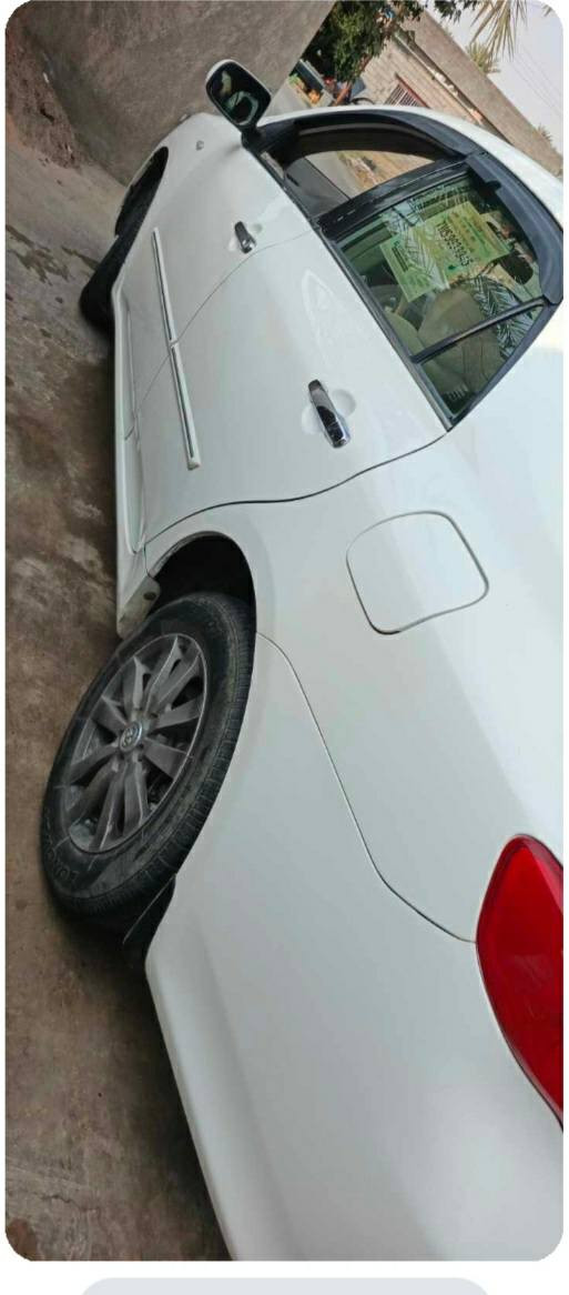 السلام عليكم كورلا ٢٠١٠ سياره محرك كير صدر كهربائيات جيده جدا تخم تايرات كامله بيه ٥ قطع بدون دواخل شرط السعر ١٠٠ وبيه مجال رقم الهاتف ***********
