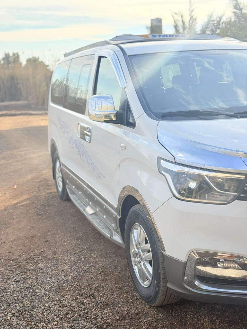 السلام عليكم 
استاركس موديل 2021اصل ورك ادبلو  سيارة كفاله عامه حتى بكوريا مكان السياره واسط قضاء النعمانيه ‭0773 369 9215‬تحويل ثاني يوم  وباقي التفاصيل معروفه
