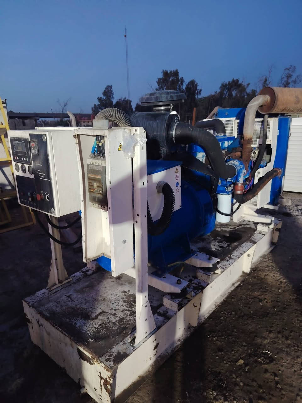 بيركنز 250kv اف جي ولسن انكليزي اصلي لاصرف لابخار شرط الحمل سيت بلادي سعر 75ورقه كربلاء *********** اخوكم ابو عبدالله
