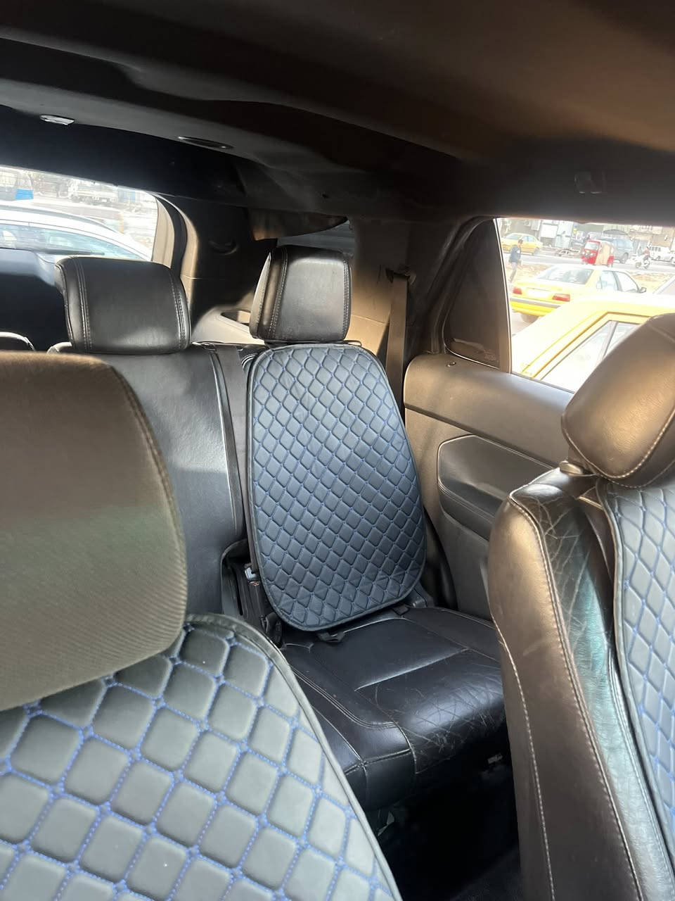 فورد اكسبلور بوليسي 2013 صبغ بابين وبل قماره صبغ ربع لقماره رقم بغداد  دولي *********** السعر 110 مكان بغداد
