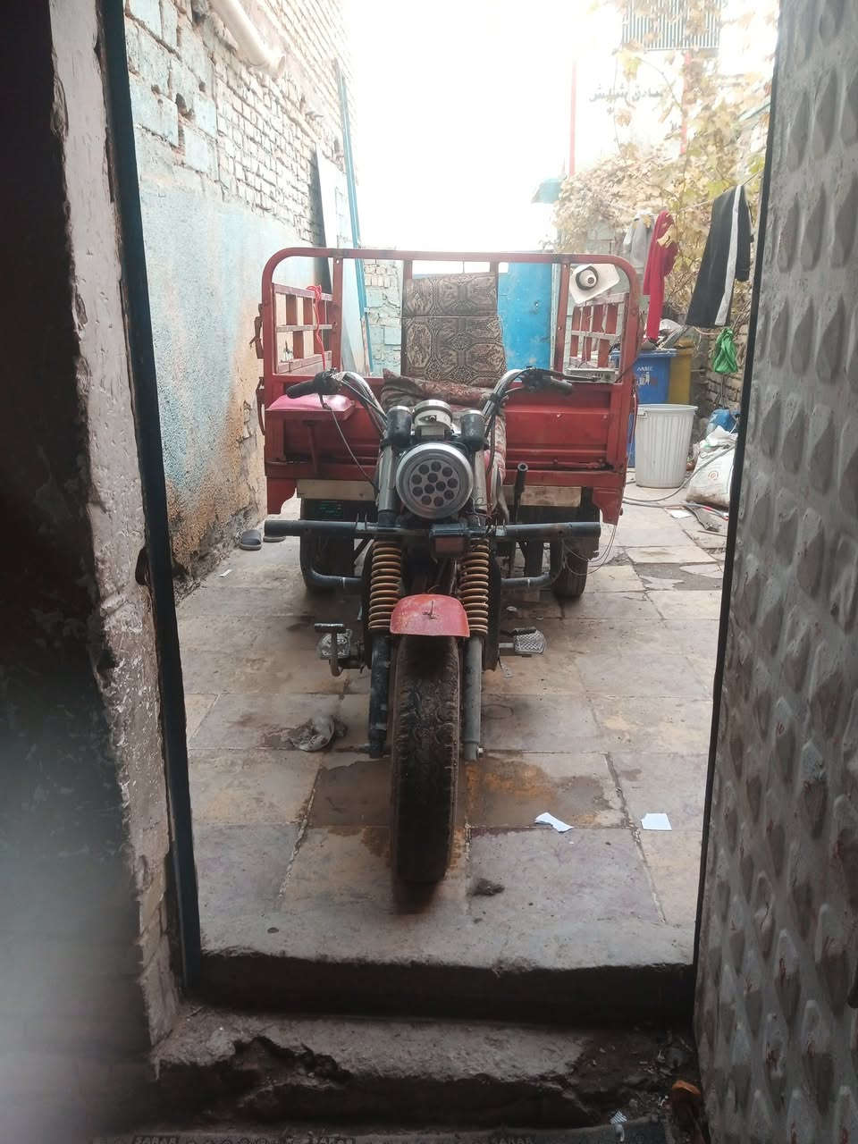 ستوته دايوان اوراق كامله موديل 14 السعر 750 بيها مجال حك الجيه 
العنوان بغداد الحسينيه مال راشديه  رقمي اتصال واتساب ‏‪***********‬‏
