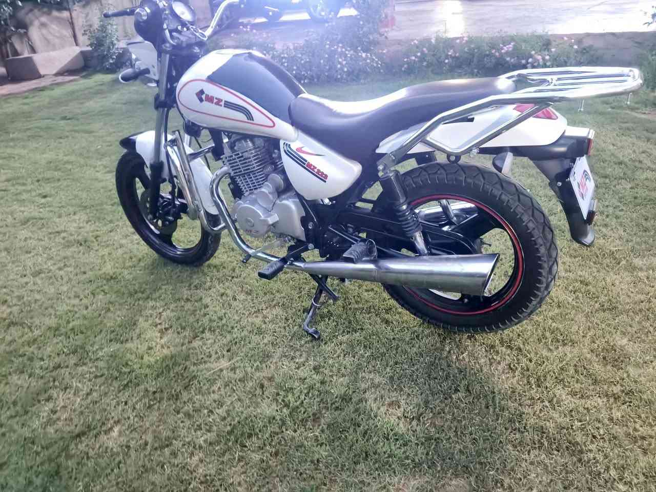 يالله...
دراجة للبيع لون ابيض mz موديل 22 جاهزة مع الاوراق مكينة 222 السعر الاتصال على الرقم ***********
