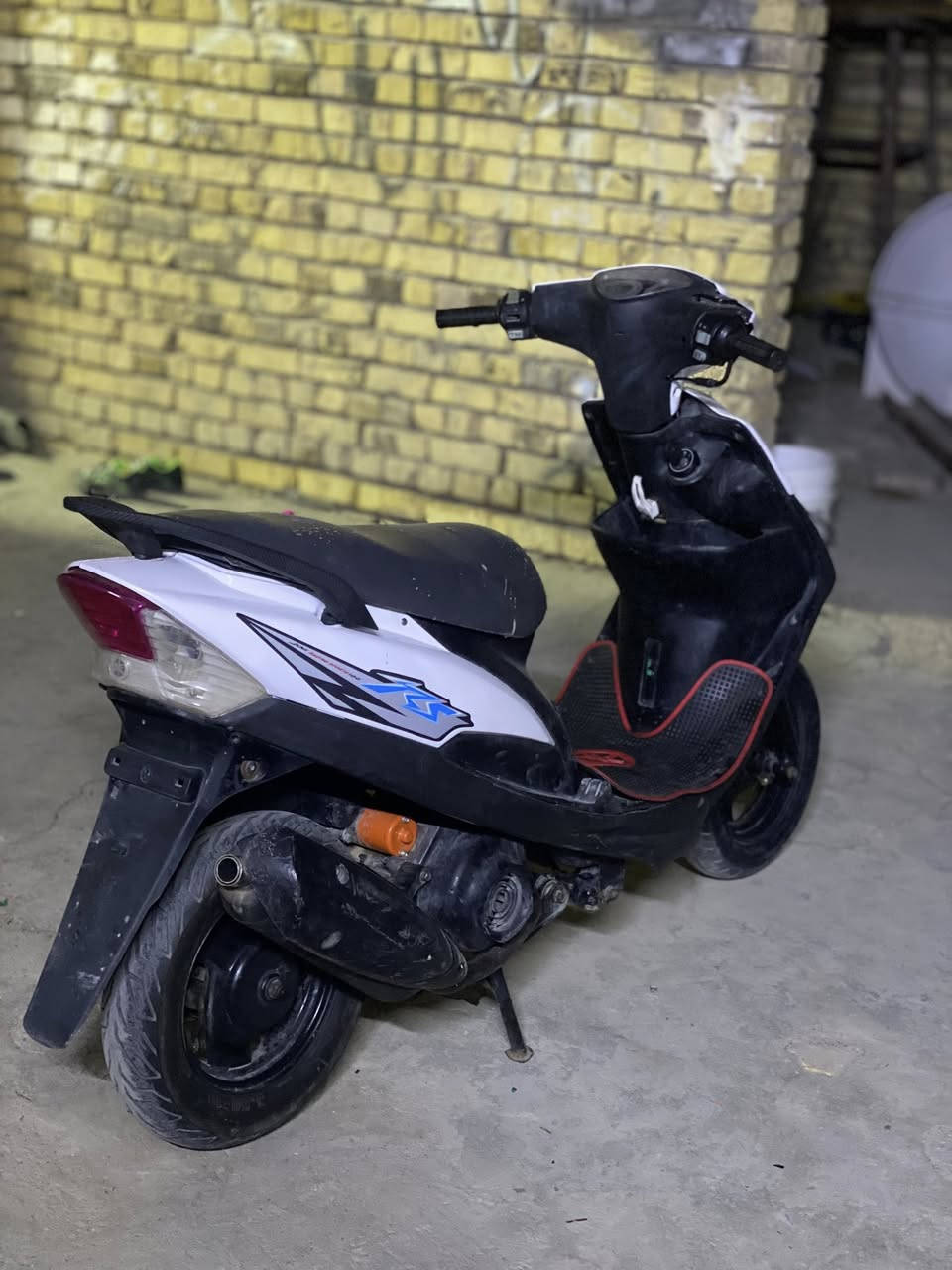 مكاني سوق الشيوخ ماكس عدله بوشه 55 شغاله سلف هندر مانقصه شي سعره 450 وبيه مجال رقمي ***********
