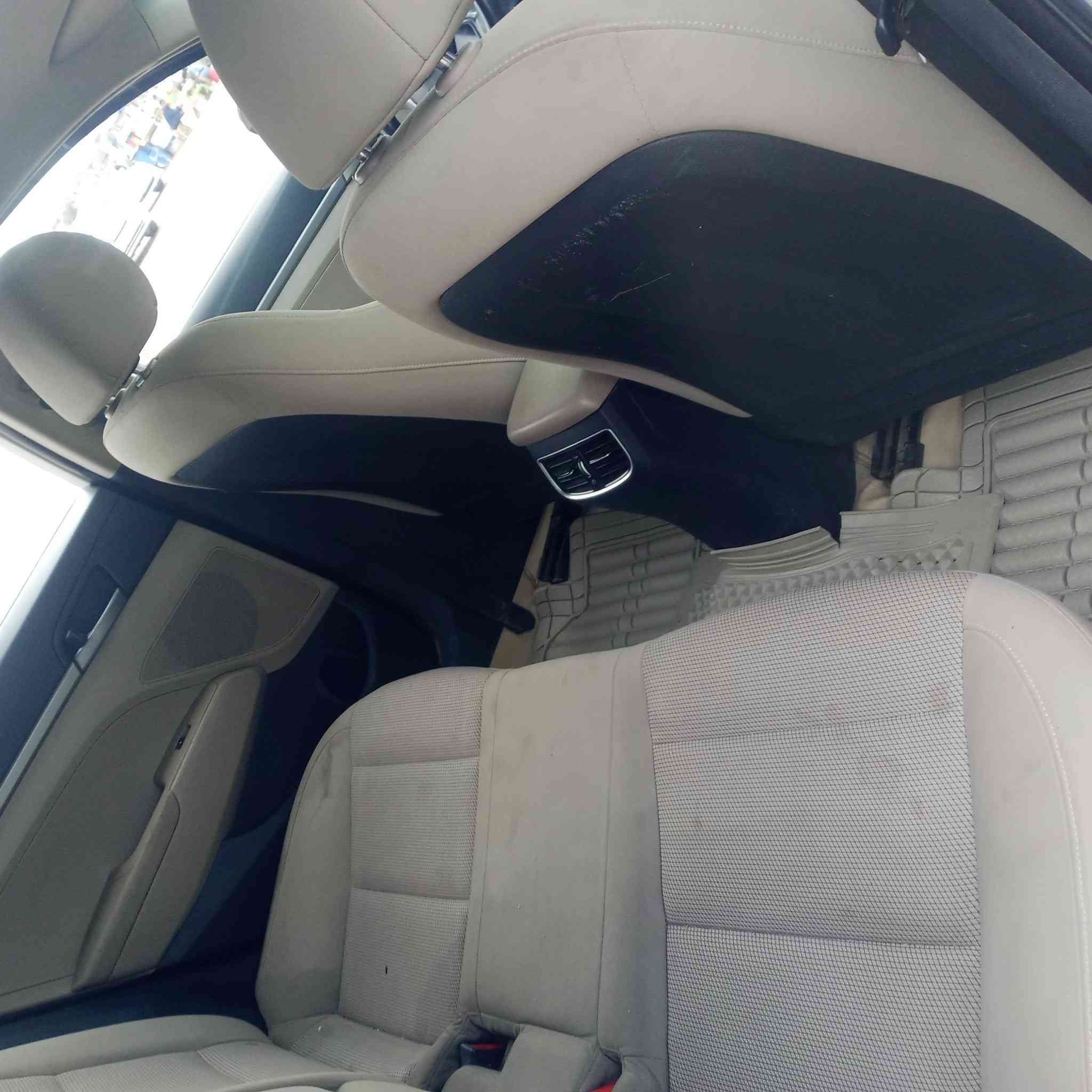 اسلام عليكم النتره موديل 2017وارد خليجي السعر125$بدون ضرر بيهه طخات موضحه بتقرير علما مكلف بنشر هذ رقم راعيهه خابره ***********ترهم مراوس بالنتره موديل14/16
