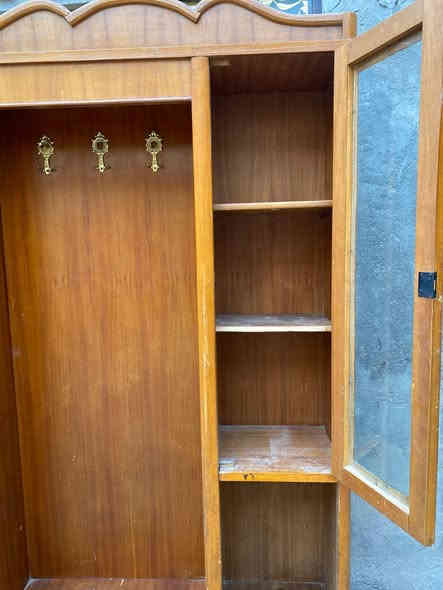 السلام عليكم للبيع زاويه تزكام صاج اصلي ضرر قليل مبين بصوره طباخ نضيف كدام عينك مابي كل مشكله كله شغال فقط هاذي الجوه اصلن هيه تنفتح بس براغيه واكه ولباقي عل فحص بيع مستعجل ثنينهن 125 بيهن مجال نجف حي الشرطه ***********
