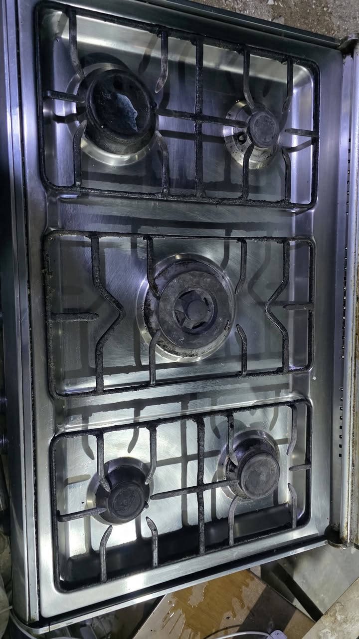 السلام عليكم ورحمة الله وبركاتة 
طباخ يونيفرسال مصري باب اول للبيع بسعر 200
المكان ناصرية السبل الثانية على الشارع العام قبل شركة نفط ذي قار


**إذا كنت صاحب هذا الإعلان وتريد حذفه لأي سبب، رجاءا أرسل رسالة إلى الدعم الفني**