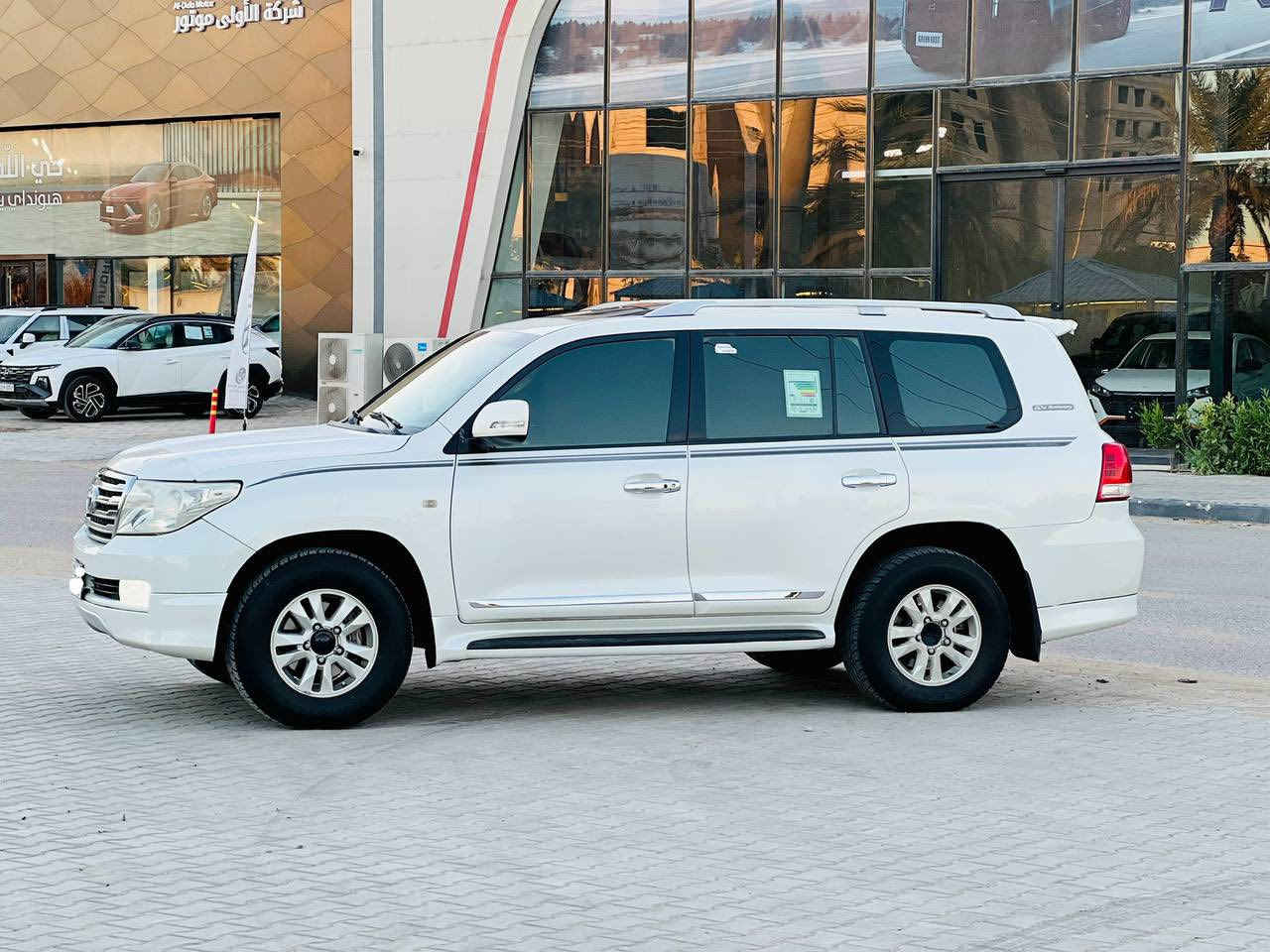 لاندكروز 2010 فول مواصفات 

السعر —278 

للستفسار — ***********

رقم بغداد الجدي  تحويل مباشر 
ماشيه 190 الف حقيقي 

مكاني النجف الأشرف 

مكينه وكير وحداديه كله وضع الشركه 

السياره مكفوله وجديده كلش
