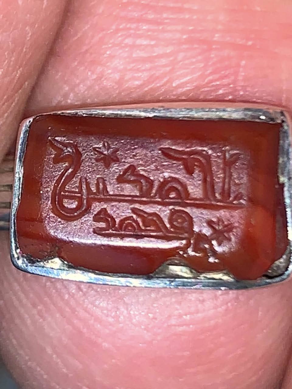 محبس عقيق يماني خط كوفي مال كاع سعره على الخاص


**إذا كنت صاحب هذا الإعلان وتريد حذفه لأي سبب، رجاءا أرسل رسالة إلى الدعم الفني**