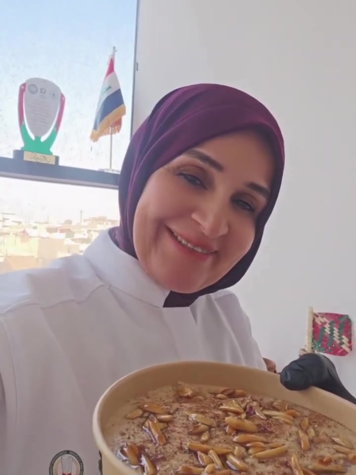 معقولة مريض السكر والضغط وحساسية الحنطة مياكل هرسية ميصير الشيف وداد فرمان متقبل تخليكم محرومين من اي أكل تحبوه بقوة الله عز وجل وفرت الكم الهريسة الصحية الخالية من السكر والزيت المهدرج والحبية مسويته بطحين اللوز وطحين جوز الهند وكريمة جوزالهند وشراب القيقب والف عافية راح تاكلون بكل ثقة وأمان بقوة الله عز وجل وبدون حرمان للتواصل والطلب والحجز المسبق عل الواتساب تنوريني بغداد الكرادة العرصات مطعم اسلوب حياة صحية ***********
