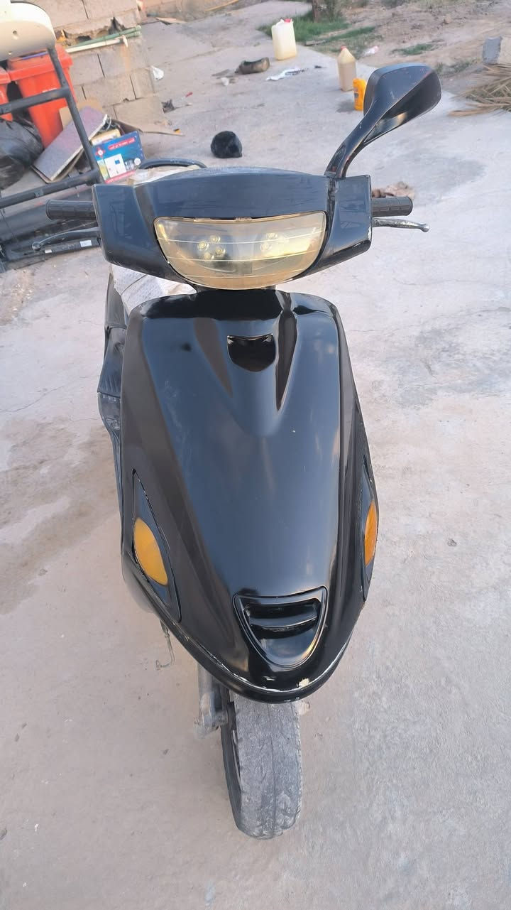 السلام عليكم
دراجه فراشه للبيع
شغاله شوفت عينك 
 السلف هم شغال 
سعرها 175
المكان دوايه للأتصال  
***********
