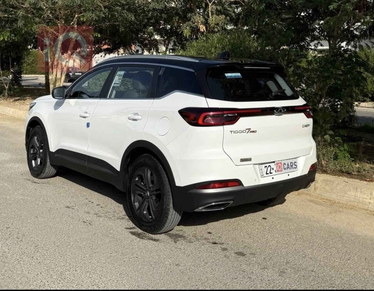 من رخصة الادمن …شيري تيكو ٧ برو 2024
سقف اسود بلادي 
بصمة 
حساسات خلفي 
كاميرا 
دخول ذكي 
تشغيل عن بعد 
لايتات led 
محرك 1.5 تك تيربو 
ومعروفة مواصفاتها الباقية …

ماشية 11 الف كيلو متر بحالة جداً ممتازه 

السيارة كفالة عامه من الدعاميه للدعاميه 
كير مكينة كهربائيات مكفول 
شرط التحويل
 
مكانها كركوك سعر $155 وبيها مجال جداً بسيط 
للاستفسار ***********
