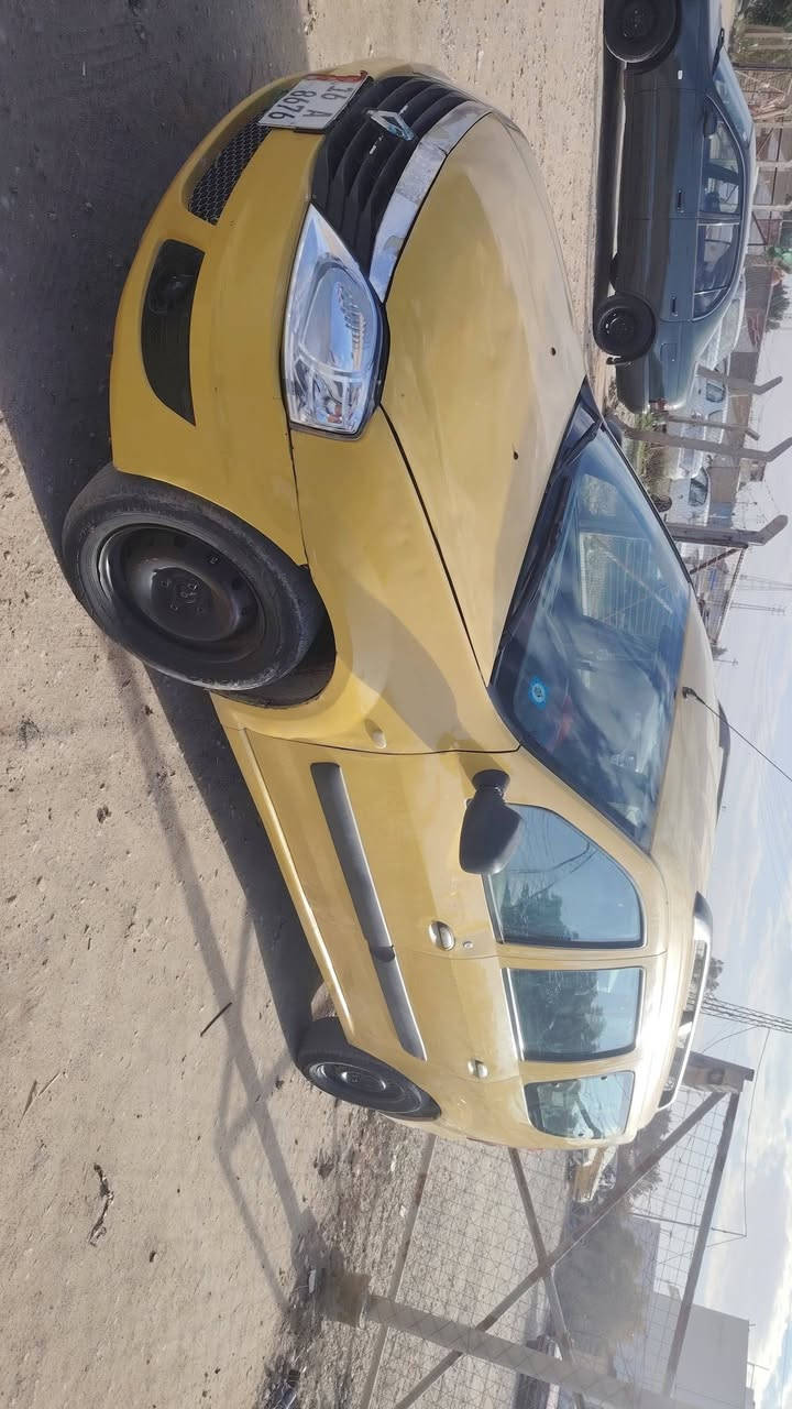 رينو لوكان ٧ راكب  موديل ٢٠١٣. مكفوله من الضربه مكينه كير حداديه كفاله كهربائيات شغاله لايت زنون مصفره هيئه وغرامات رقم قادسيه دولي هزه جديده السعر ٥٥ بيها مجال للاستفسار *********** مكان السياره مفرك غماس
