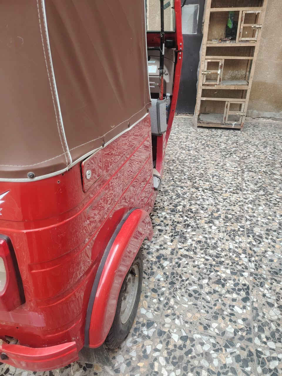 تكتك للبيع 18 شهر 12 رقم وسنويه بس دوسات معمره ***********
