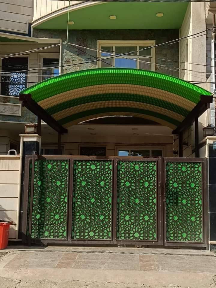 السلام عليكم 
النجف الاشرف...منطقة ام عباسيات...سايدين حله نجف مقابيل معمل بيبسي الكوفه 
حدادة بركات الكرار الكافة الاعمال الحديديه.. ابواب شبابيك مسقفات كيسبان ..مسقفات كيربي ..مسقفات سندويچ ..عمل سلالم ..عمل مراجيح..//جملونات //..العمل داخل وخارج المحافظه ..مستعدون للعمل المجمعات السكنية 
جاسم الحداد ***********..***********
