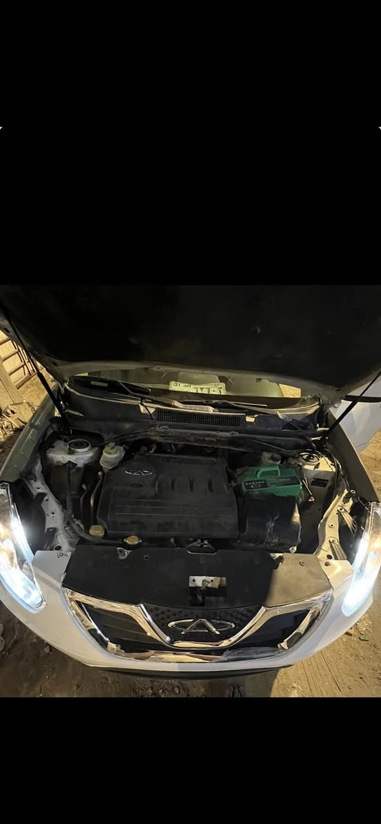 السلام عليكم تيكو ٢٠١٣( رقم صدامي ورثه ب اسمنه ) تبريد شغال ثلج مكينه بلاديه حلوه لا تبخير ولا شي شرط فحص سياره كلشي مبدل بيه جديد موزلات عبوه كامله لايتات جدد عينه صينيه درام شفتات بس بيه خياس بالبيبان السعر ٢٥ ورقه العنوان البصره الرقم *********** واذا اكو مراوس اراوس بقديم
