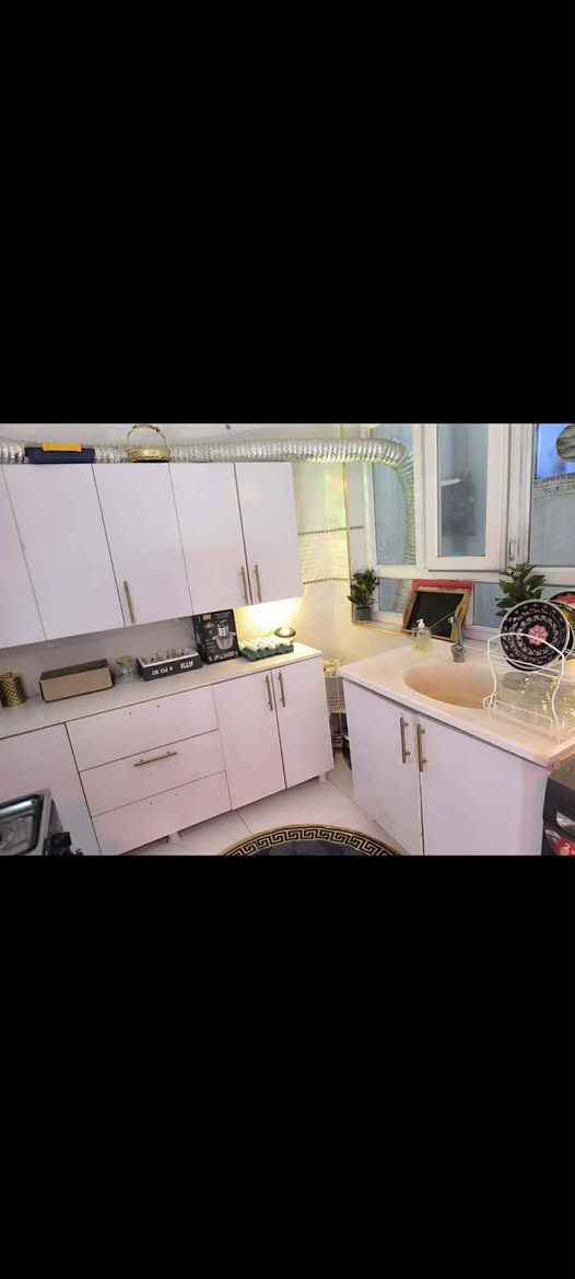 كاونتر ١٥٠ الف فقط الي عنده غراض يدزهن خـْْاص ابيـــْْعهــْن الــْْه


**إذا كنت صاحب هذا الإعلان وتريد حذفه لأي سبب، رجاءا أرسل رسالة إلى الدعم الفني**