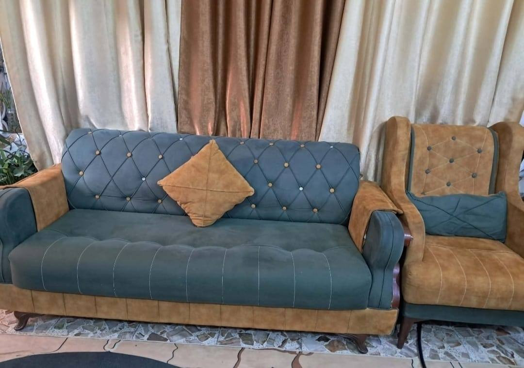 السلام عليكم تخم 10مقاعد نظيف السعر 350وبي مجال بسيط الاتصال على ***********
