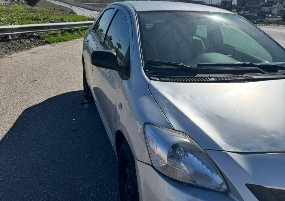 توێتا یارس 2007 ئۆتۆماتیک
مەکینە گەورە 16 
گێڕ و مەکینەی بەشەرت 
تەبرید و سارد و گەرمی بەشەرت
تازە پێش و دوای داگیراوە هیچ کێشەیەکی نییە 
سەیارەیەکی توندو تۆڵە و دینار مەسرەفی نییە 

سعر : لە کۆمێنت داوای بکە ڕاستەوخۆ بۆت دێت 🤖 

درگای سایەق و دۆسیەکانی بۆیاخە و هیچی تر 
بۆنیدەکەی دوو پەڵە جەلاتینی هەیە
 بۆیاخ نییە لەزگە کراوە ڕەسمی پێش لەزگەکەیم لایە 

ژمارەی خاوەنەکەی 
***********
