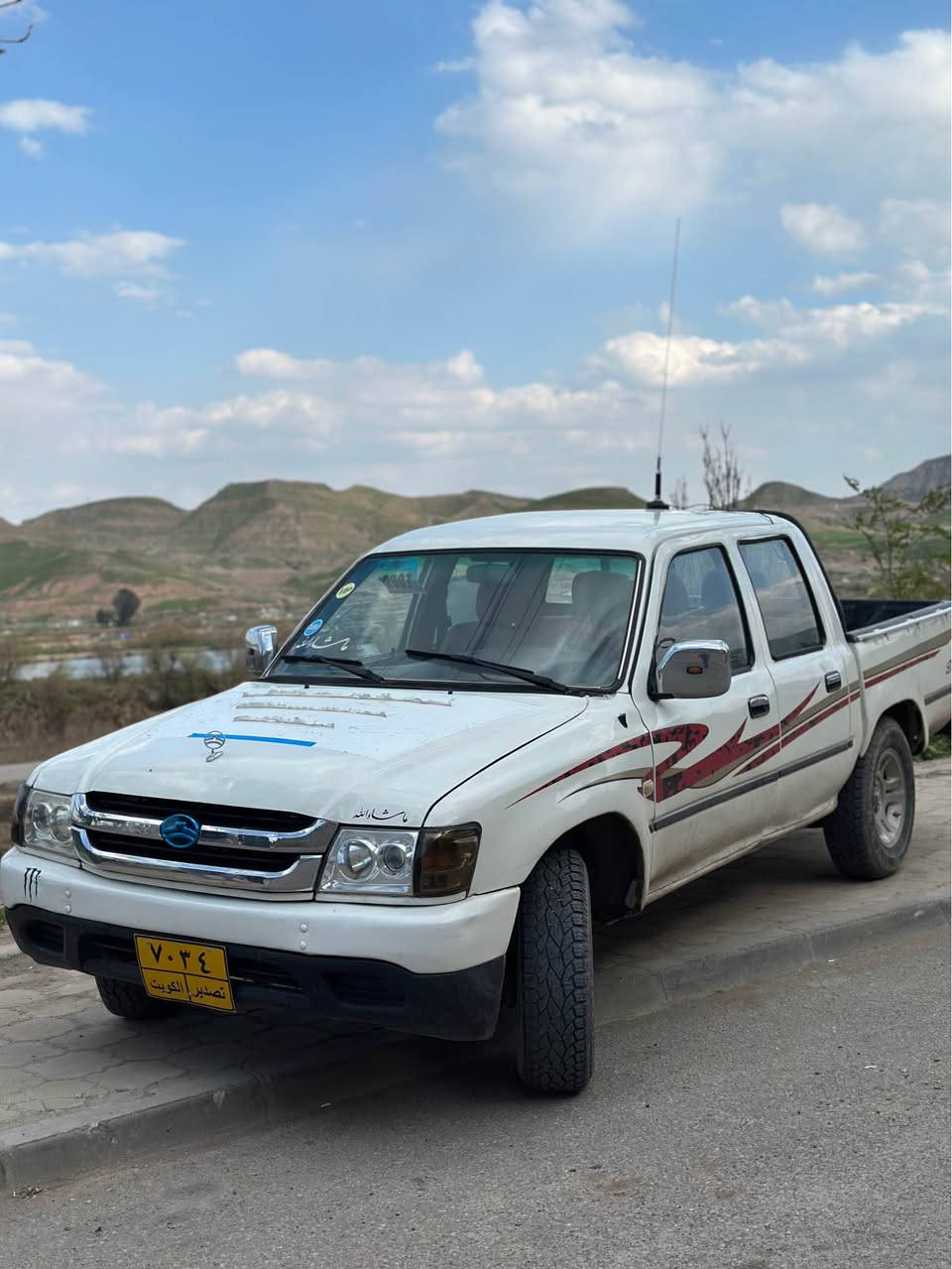 دێر ۲٠٠۷ کابریتەیە سیارەکە بەس زۆر جایزو ڕێکو پێکە زۆر خاوئنە بەشەرتی گێرو مەکینە مەنەفیستە بەس مەنفیستی بزر بوە بەشەرتی ماڵی مەدەنی دەیفرۆشم ژ.م ٠۷٥۱۲٥٤٤٥۲٦ Singapore
