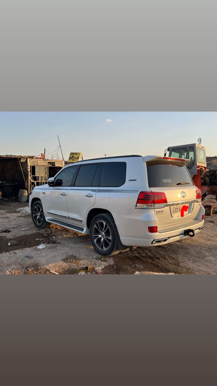 toyota land cruiser GX.R 2018 V6 ____ 147,000km   ١ چامرغى تعديلة  
*********** أربيل, العراق
